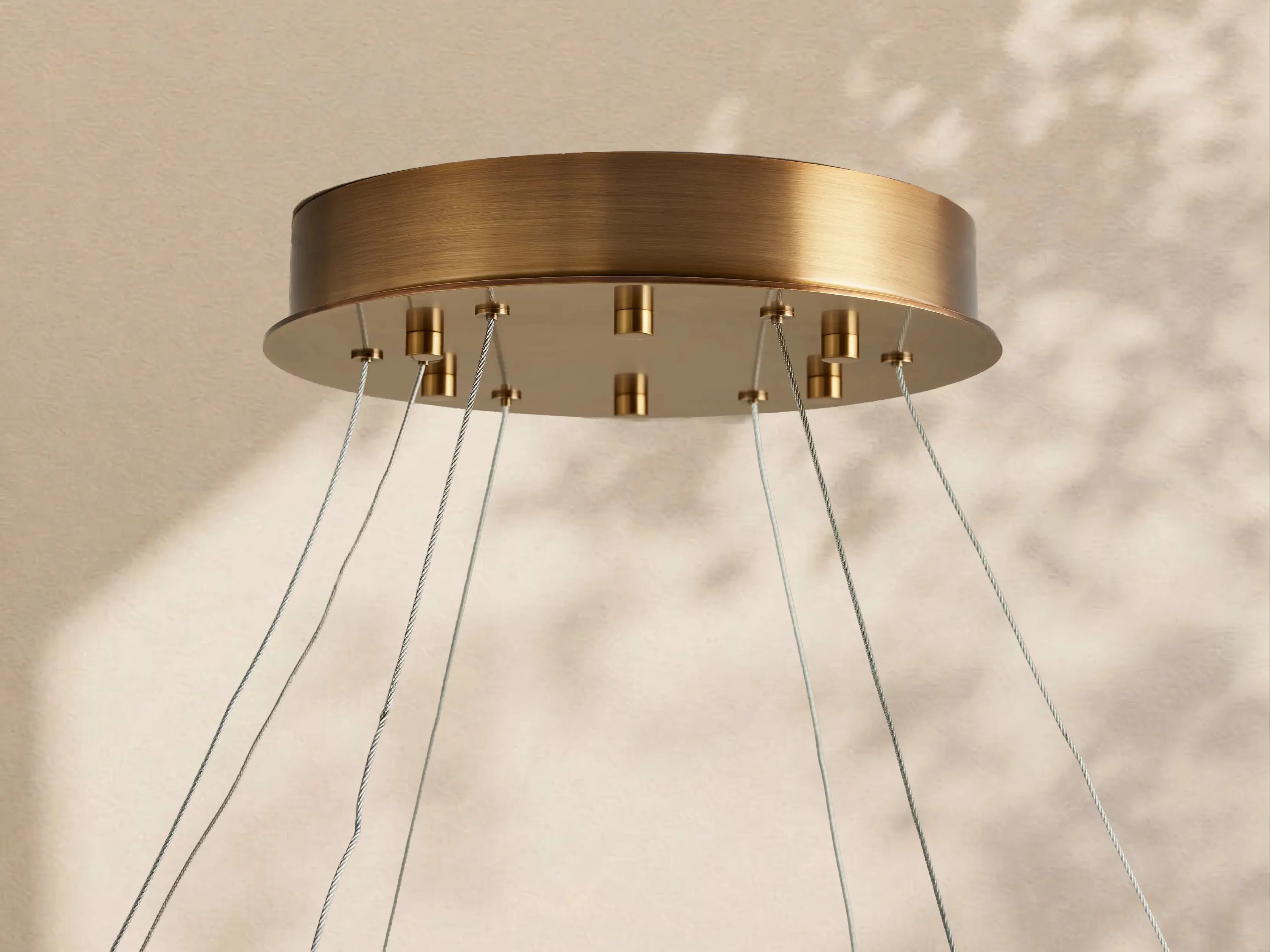Halima Halo Chandelier-Manorlights