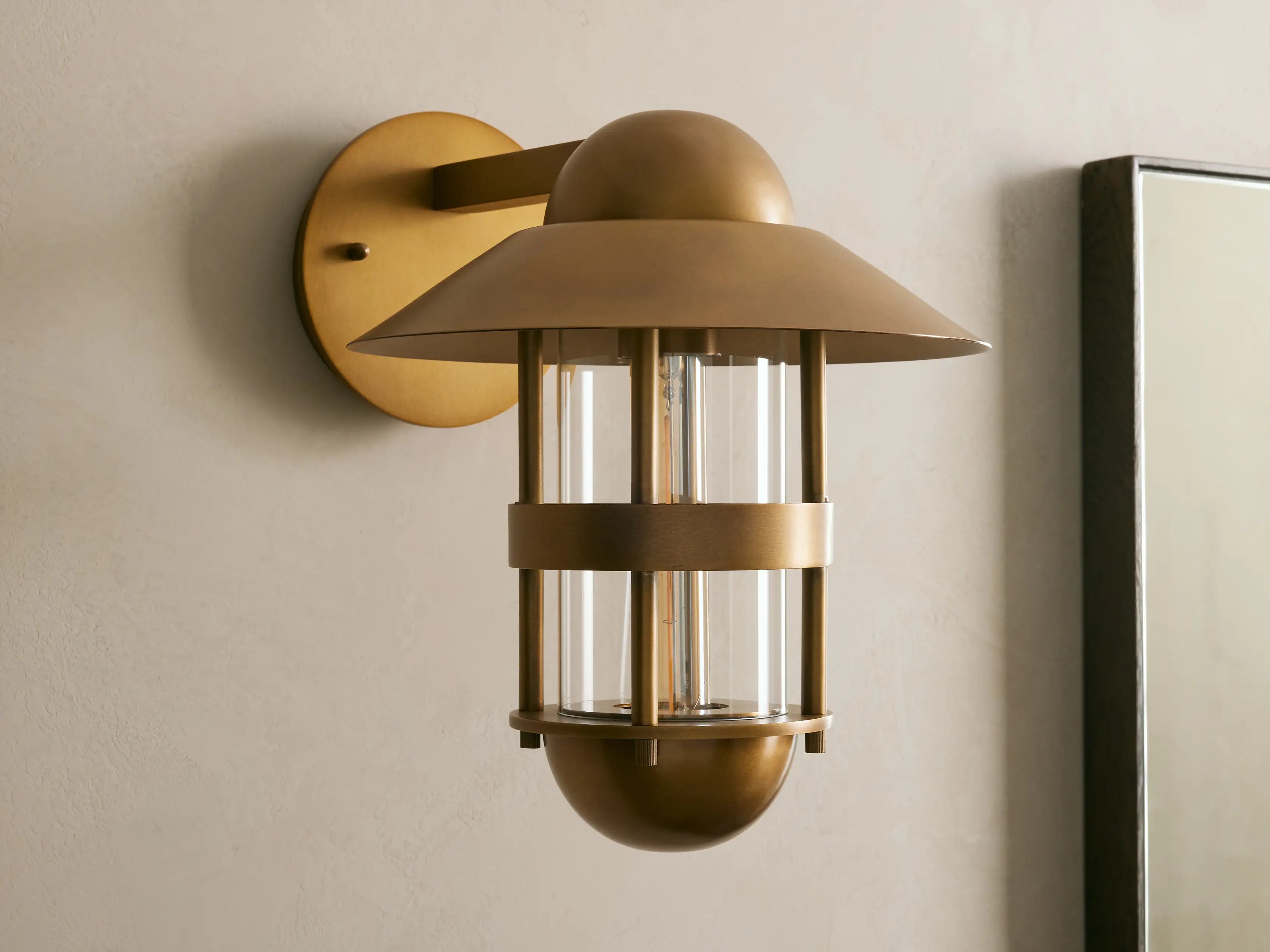 Hyannis Outdoor Sconce-Wall Sconce-Manorlights