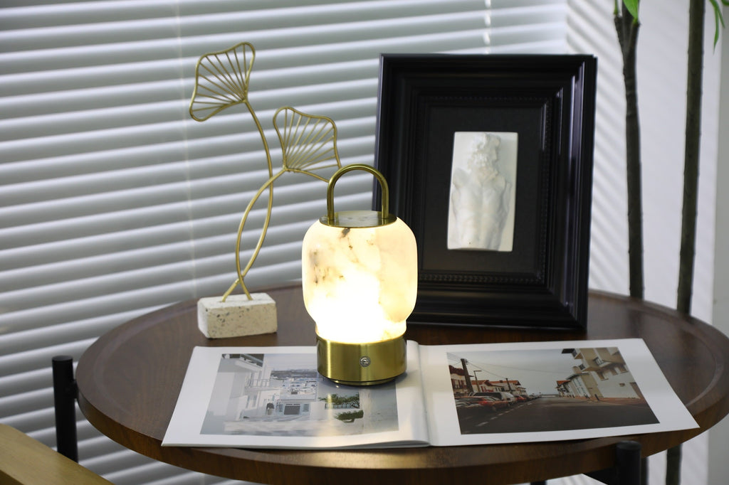 Alabaster Portable Rechargeable Table Lamp - Vakkerlight
