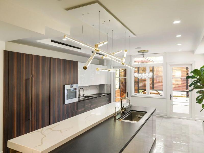 Faith Linear Chandelier-Chandelier-Manorlights