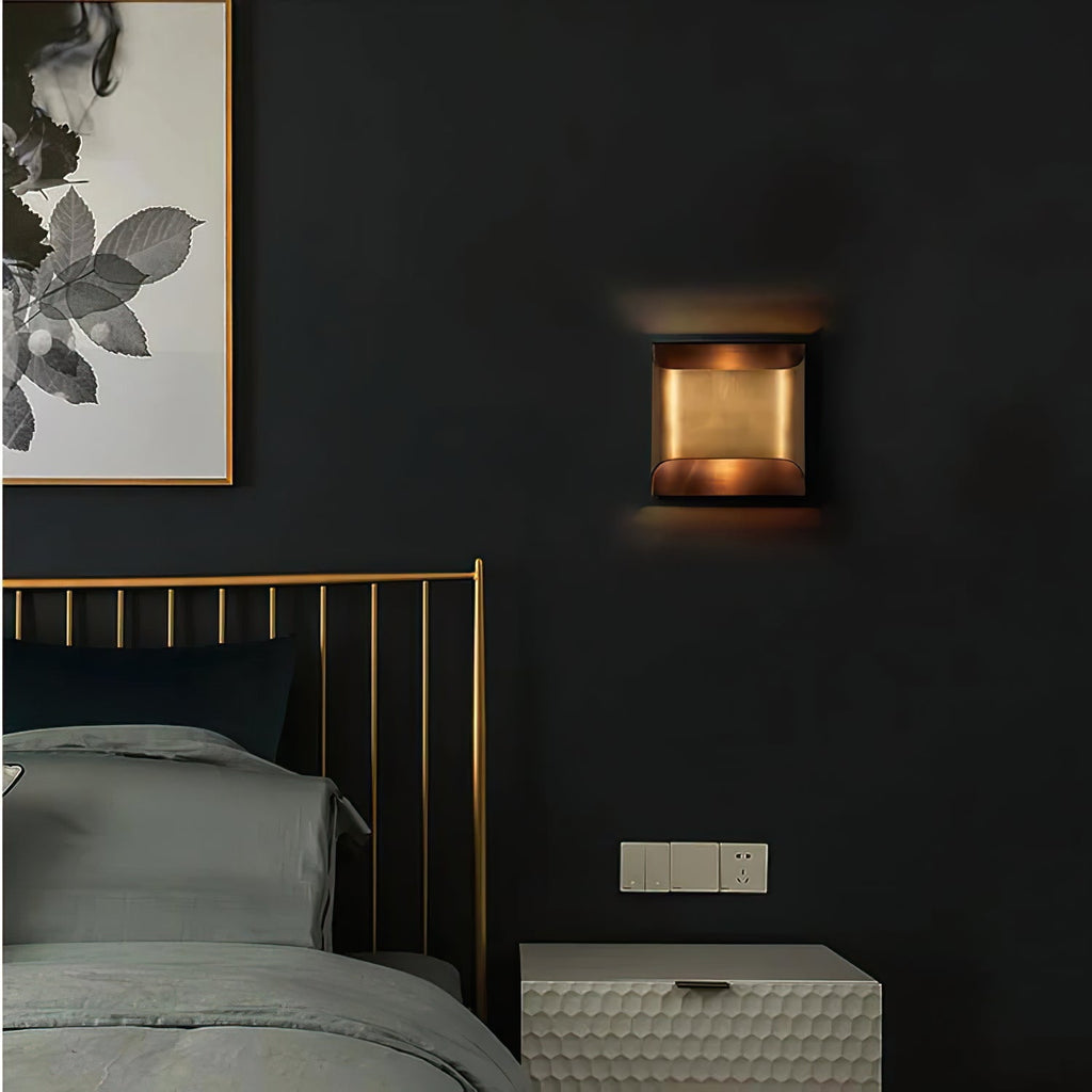 Leclerc Wall Lamp