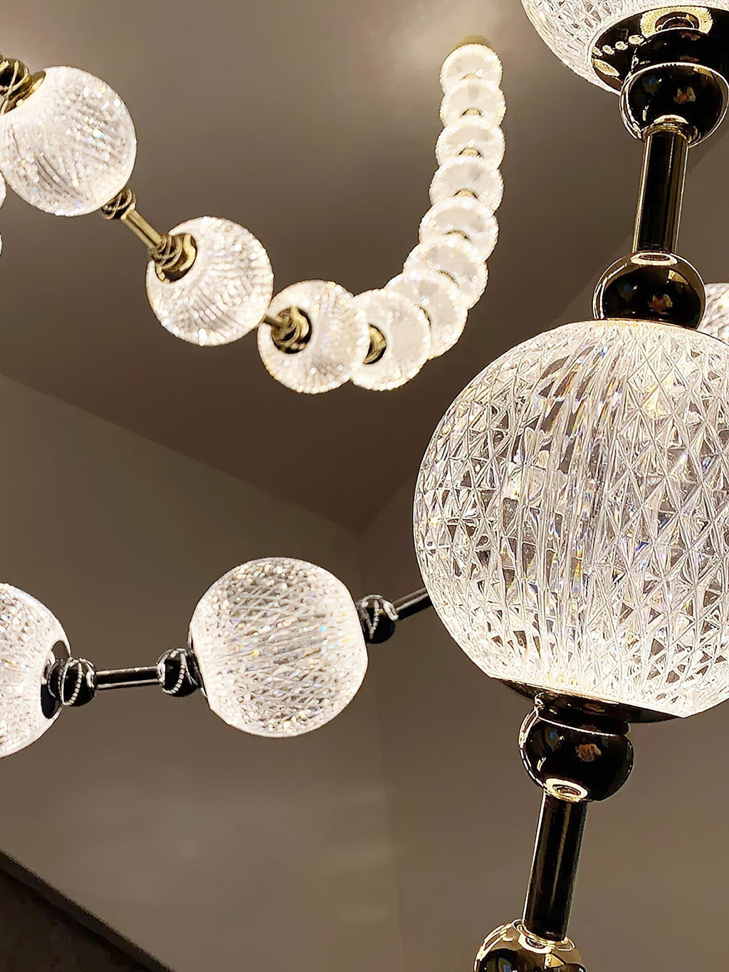Strand Necklace Chandelier-Chandelier-Manorlights