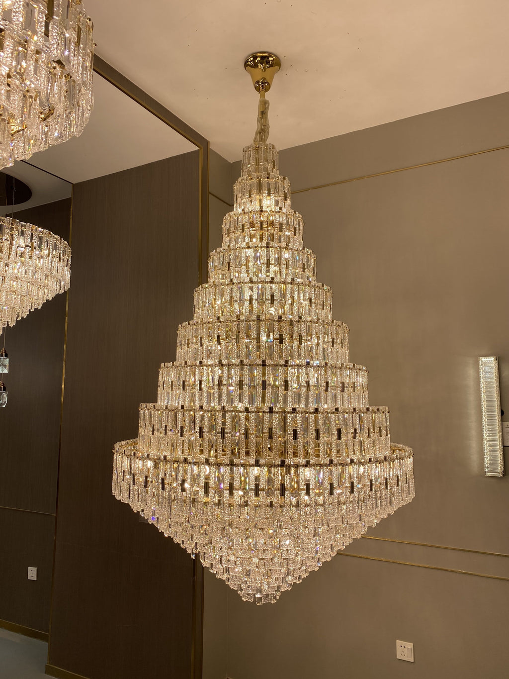 Oversized Multi-layers Honeycomb Luxury Crystal Chandelier in Gold Finish for Big Hallway/Foyer/Entryway-Manorlights