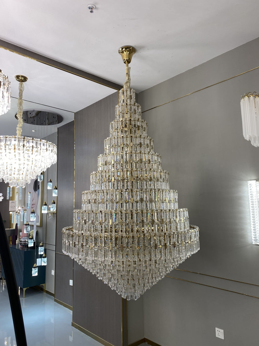 Oversized Multi-layers Honeycomb Luxury Crystal Chandelier in Gold Finish for Big Hallway/Foyer/Entryway-Manorlights