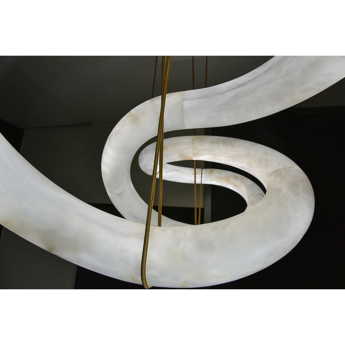 Streamlined Alabaster Pendant Lamp by Manor Lights