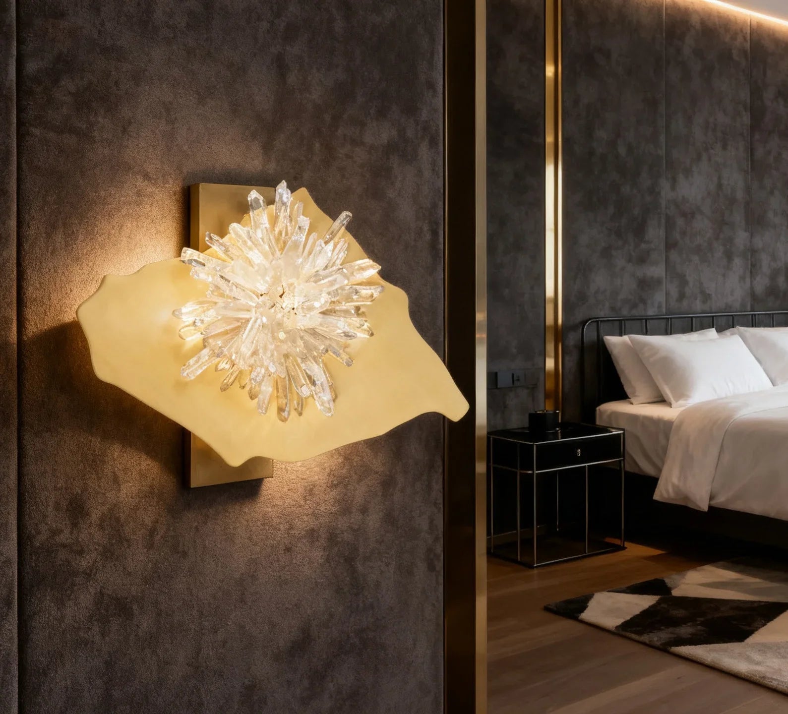 LED Modern Wall Lamp Geode Quartz Crystal Wall Sconce-壁灯-Manorlights