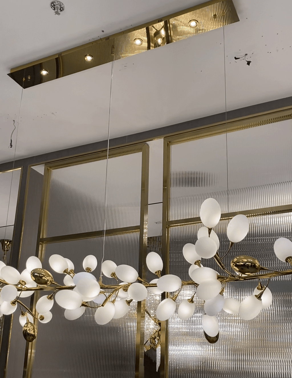 Creative Art Grape Chandelier Pure White Nordic Ring and Linear Design for Living Room or Dining Room - Linear/L47.2"*H118.1"Warm LightBlushlighting