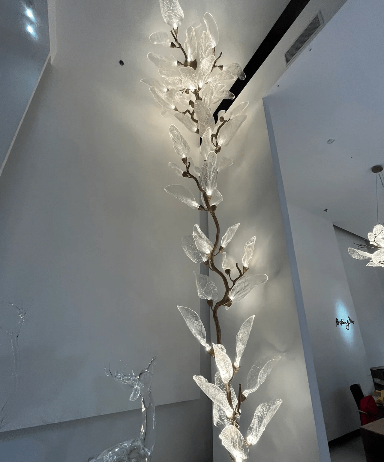 Creative Bionic Resin Leaves Chandelier for Living Room/Dining Room/Staircase - Wall Lamp/W31.5"*H70.8"Warm Light -  Manorlights
