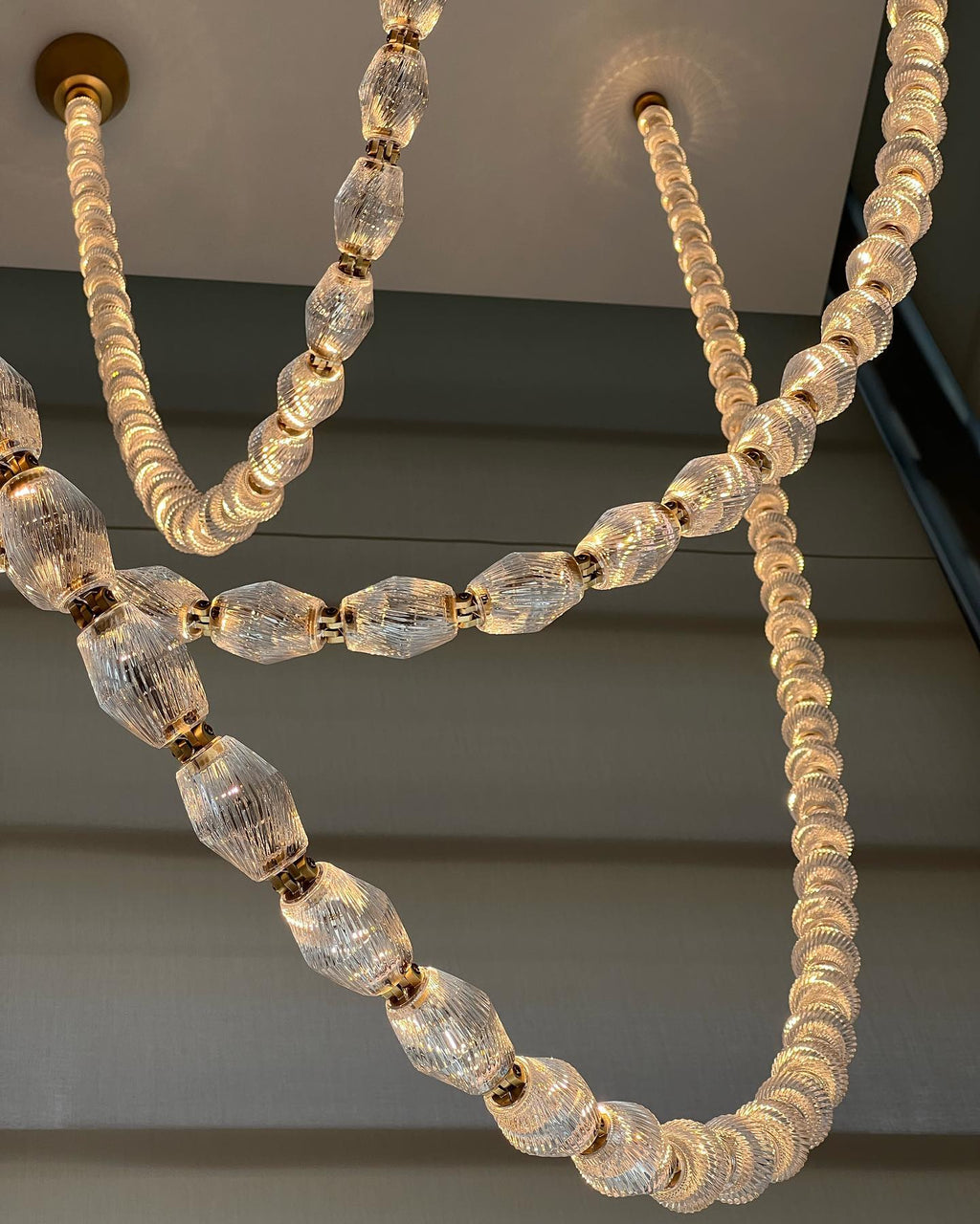 Creative Glass Pearl Necklace Pendant Chandelier for Living/Dining Room/Staircase-Manorlights