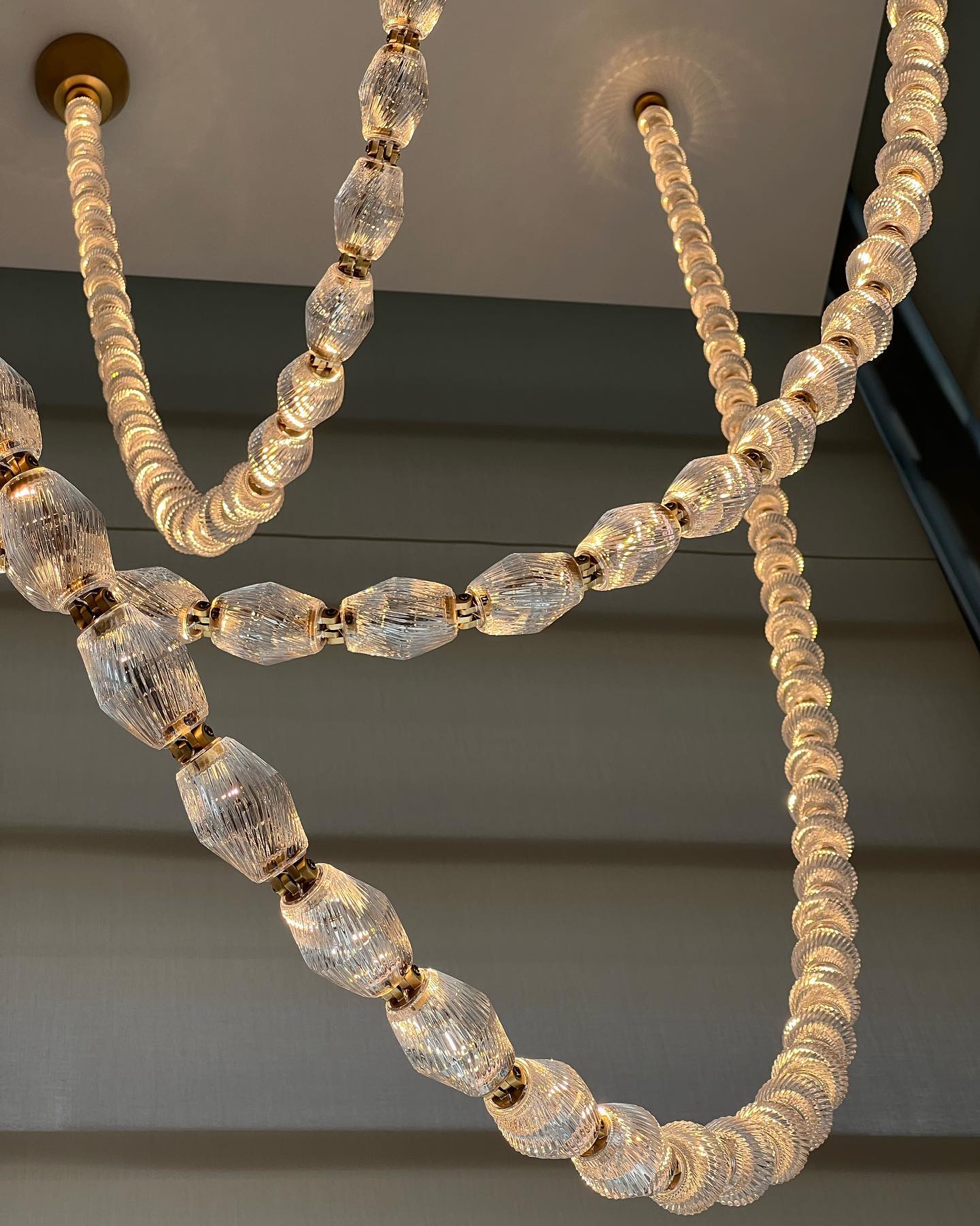 Creative Glass Pearl Necklace Pendant Chandelier for Living/Dining Room/Staircase-Manorlights