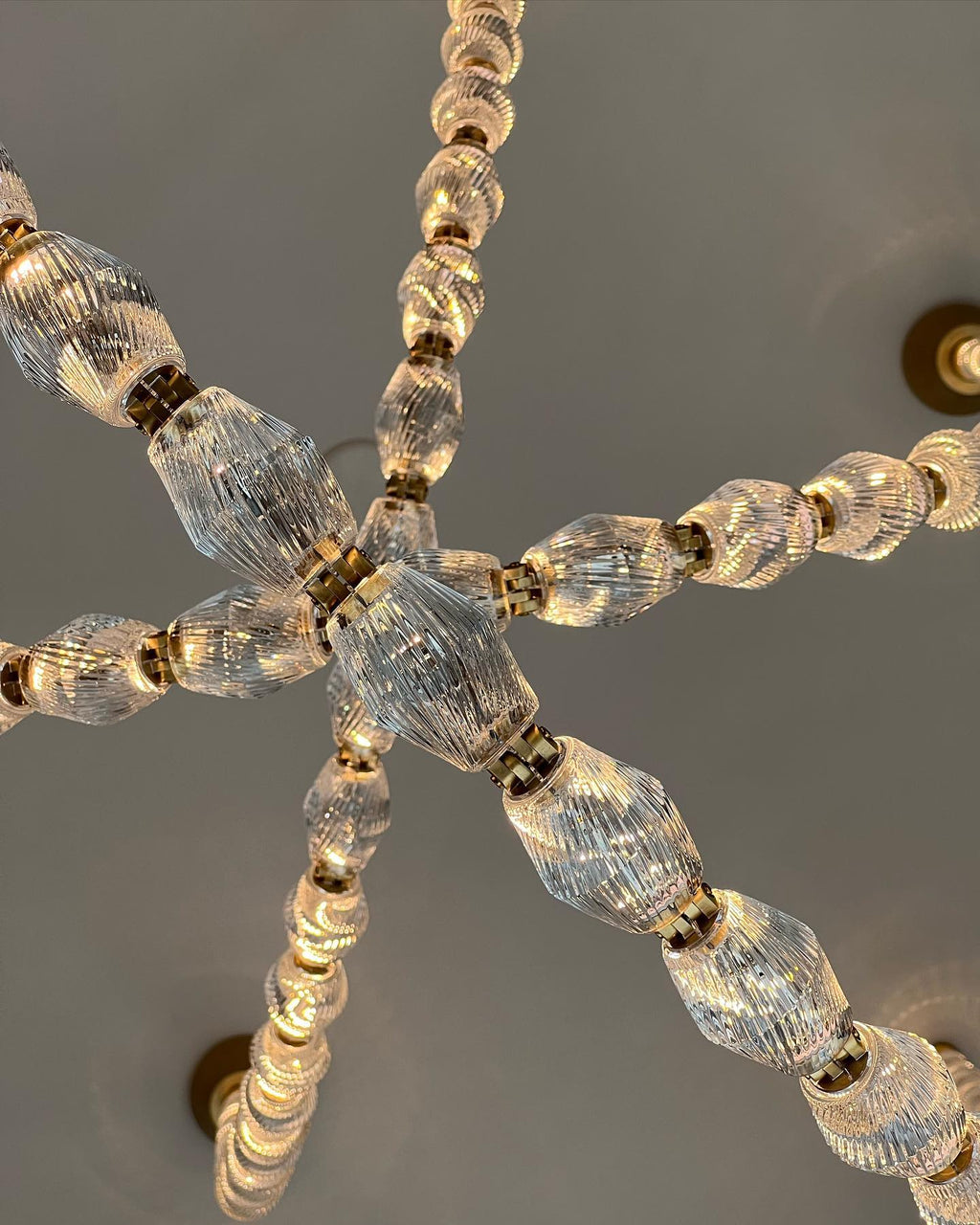 Creative Glass Pearl Necklace Pendant Chandelier for Living/Dining Room/Staircase-Manorlights