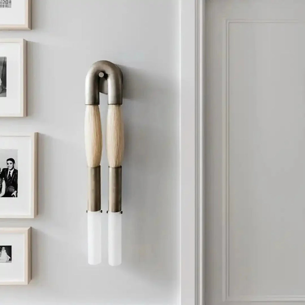 Double Head Antonia Horsehair Sconce-Manorlights