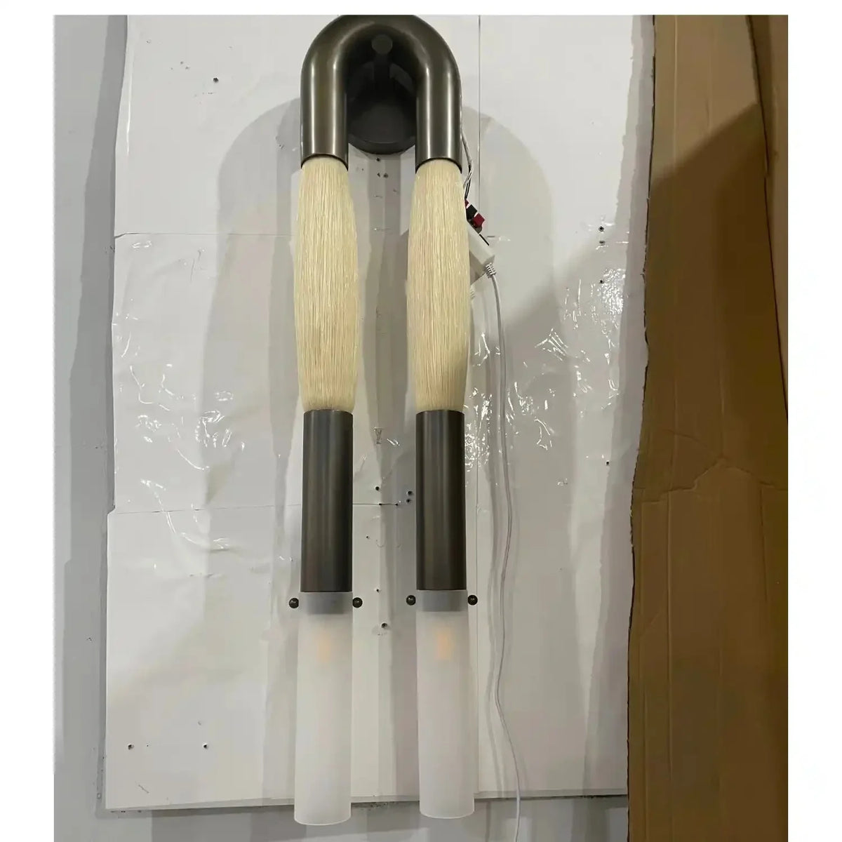 Double Head Antonia Horsehair Sconce-Manorlights