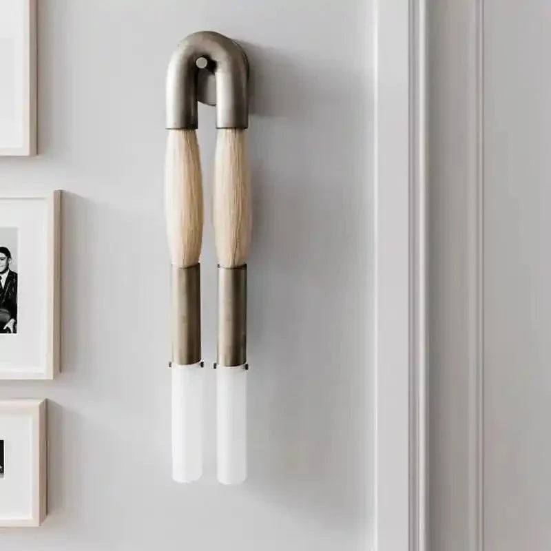 Double Head Antonia Horsehair Sconce-Manorlights
