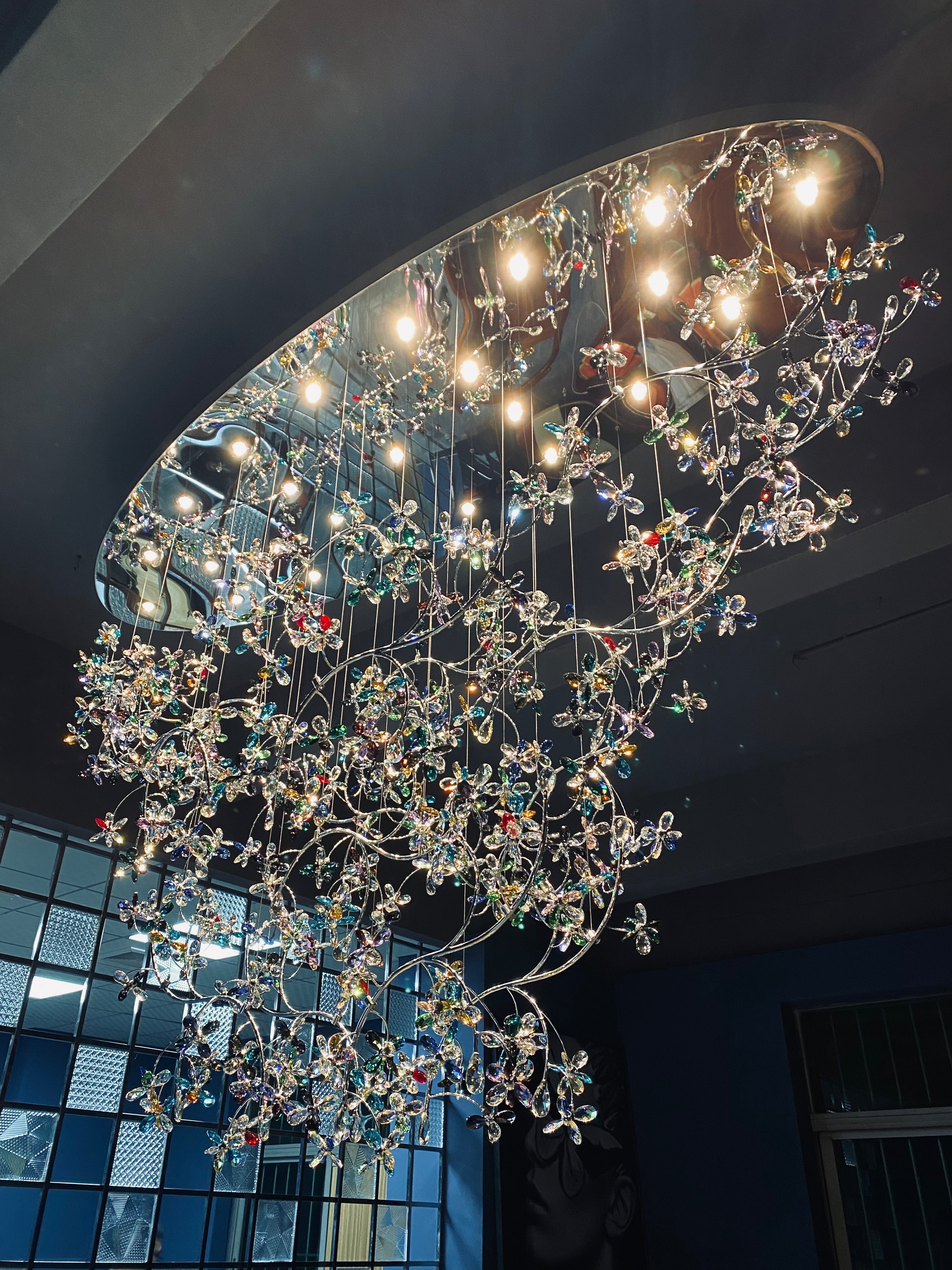 Exquisite Crystal Flower Branch Chandelier for Hotel Foyer and Entryway Ceiling Lighting Fixture - L47.2" * W17.7" * H47.2"/23.3kgChrome Branches+Chrome CanopyWarm LightManorlights