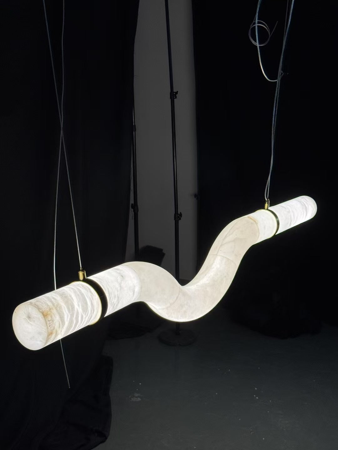 Streamlined Chandelier for Dining Rooms with Alabaster Curves
