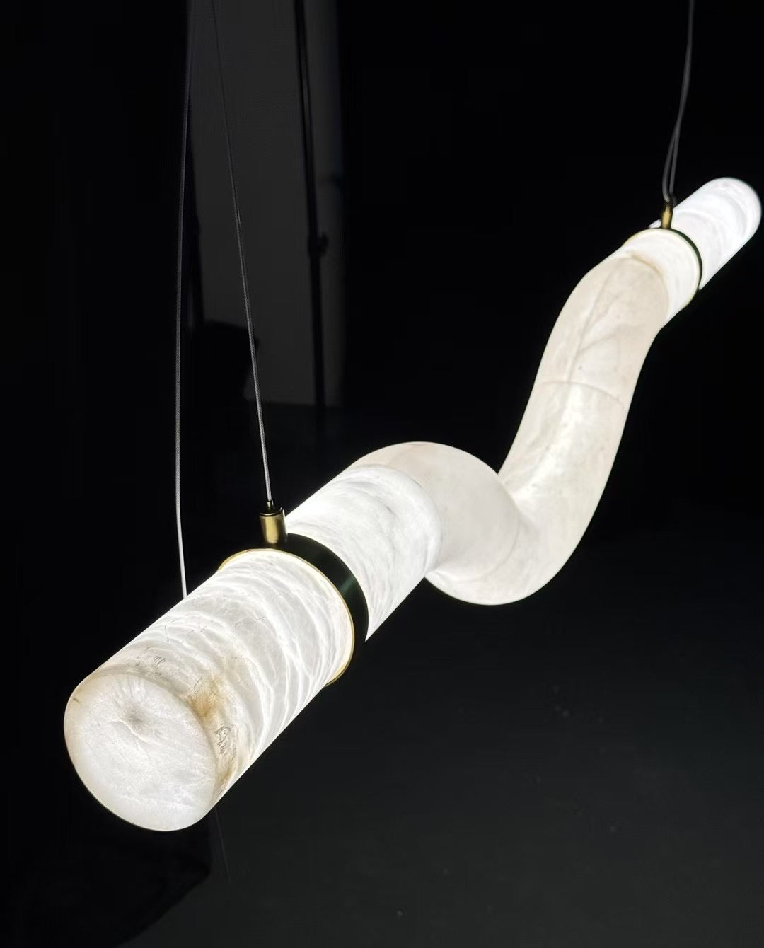 Streamlined Chandelier for Dining Rooms with Alabaster Curves