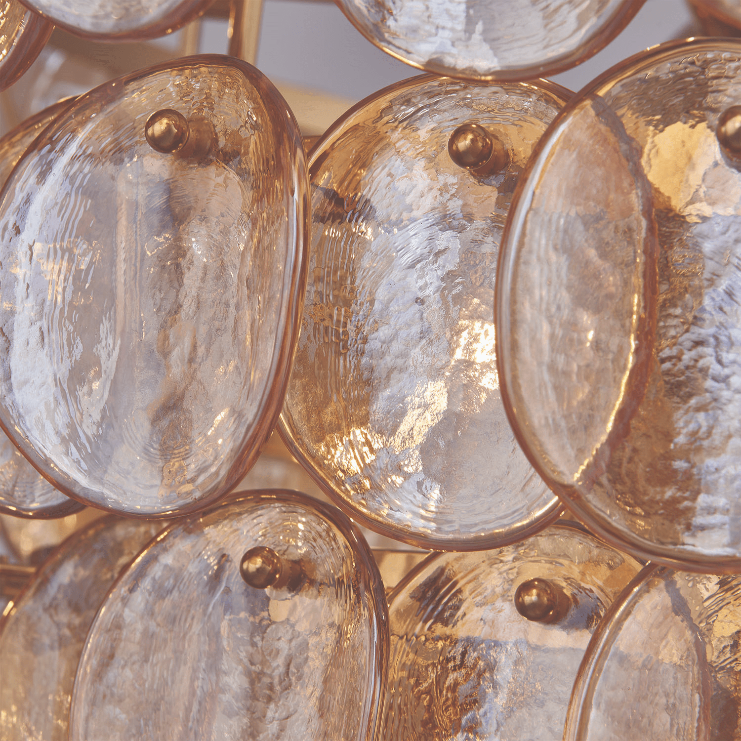Uroko Large Chandelier - ∅ 34" x H 21"Gold & AmberBlushlighting